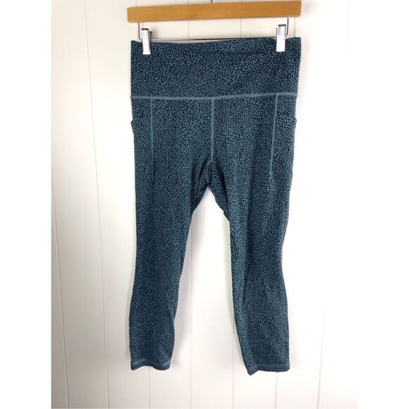 Athleta Salutation Stash II Textured Tight Size MP - Picture 2 of 9